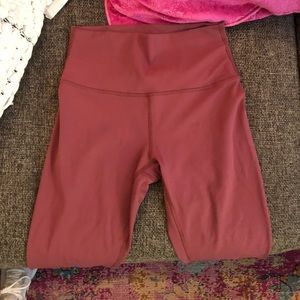 Lululemon Wunder Under Leggings